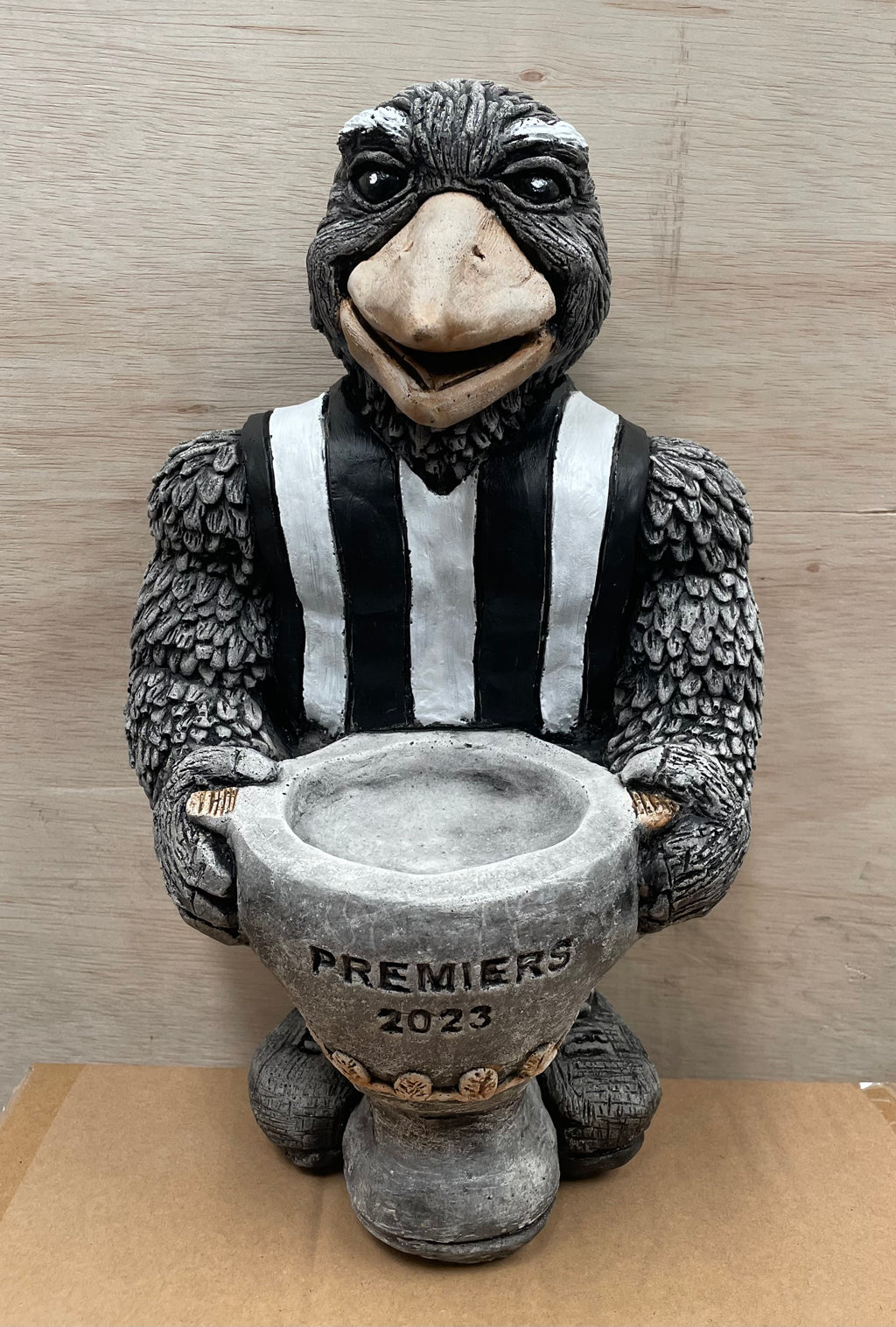 Magpie Premiers 2023 cup concrete - PICK UP ONLY